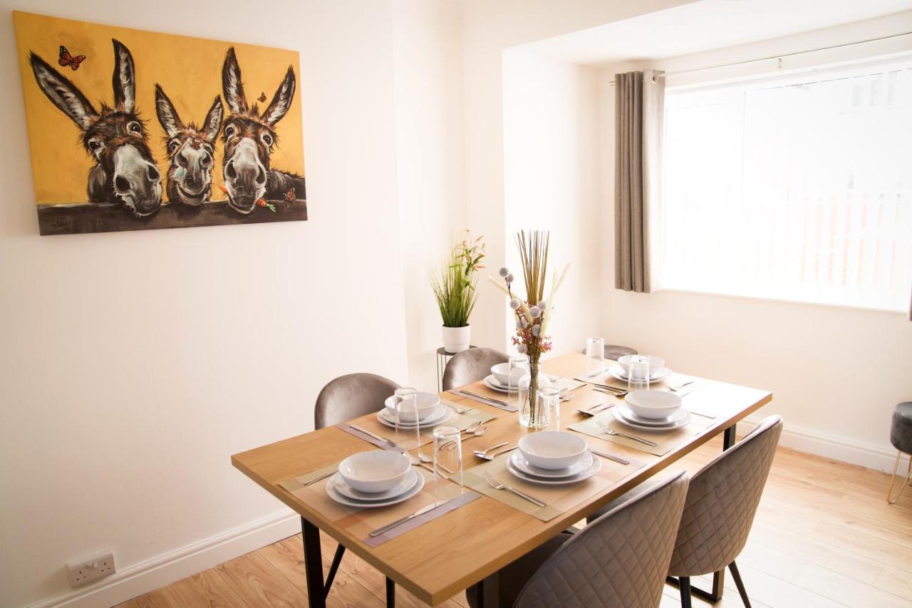 3Br-St Johns Hse-Free Parking-Workers-Kitchen-Wifi-Dog Friendly Apartment Doncaster Exterior photo